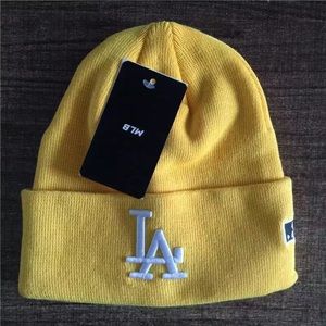 LA beanie